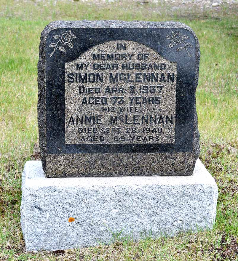 Photo of headstones/Simon McLennan d1937 hdstn Burnsland cem Calgary